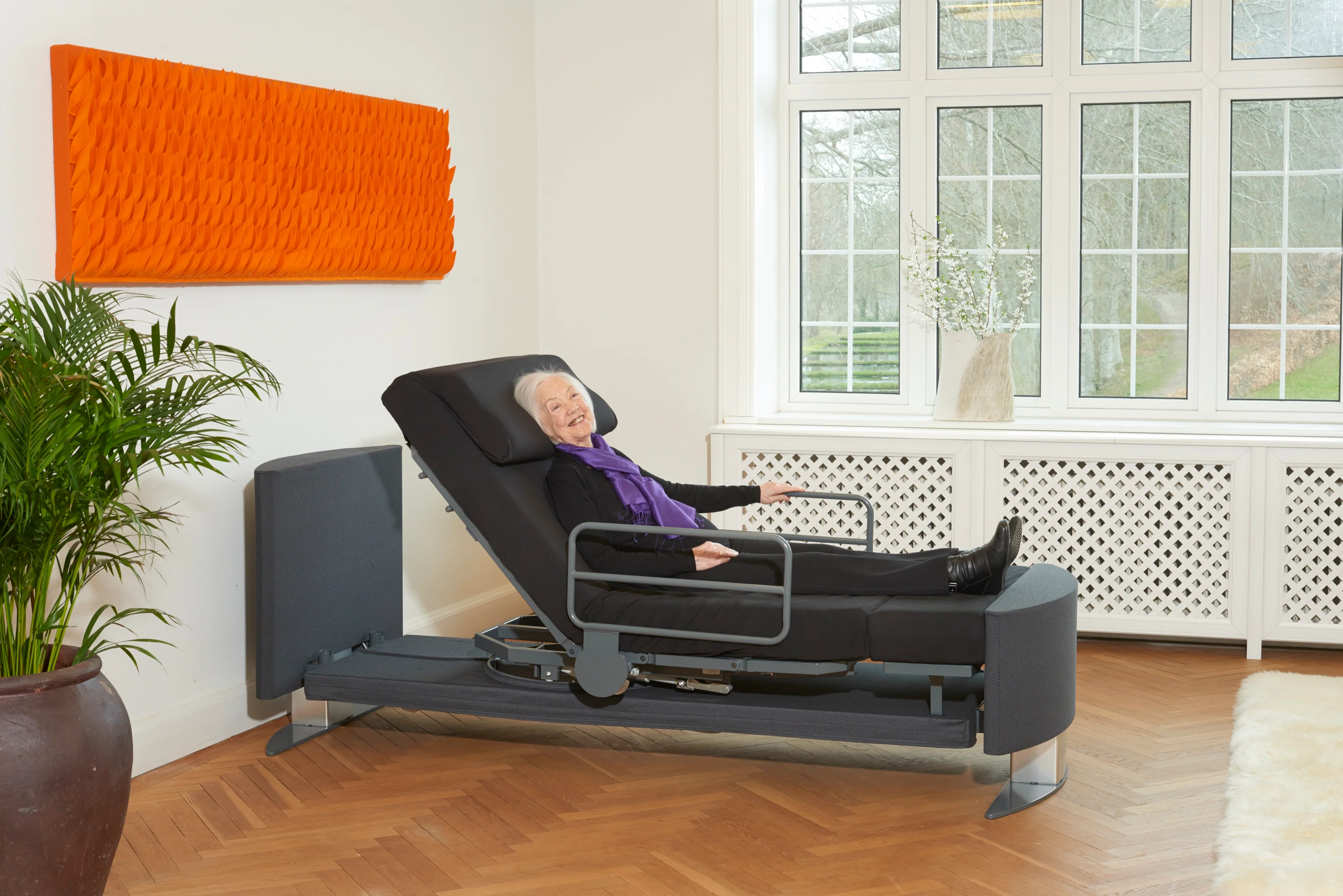 Rotating ChairBed Change - Hi-Lo Adjustable Bed - Image 3